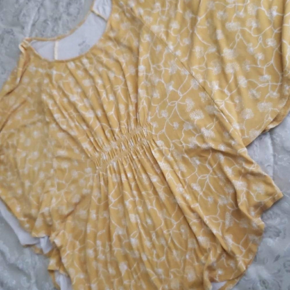 Batwing top